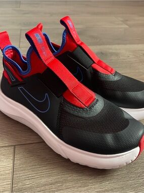 Nike Flex Plus GS Black Game Royal Boys Size 6Y Slip On Sneakers